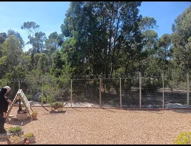 2 BEDROOM HOUSE FOR SALE IN ALBERTINIA